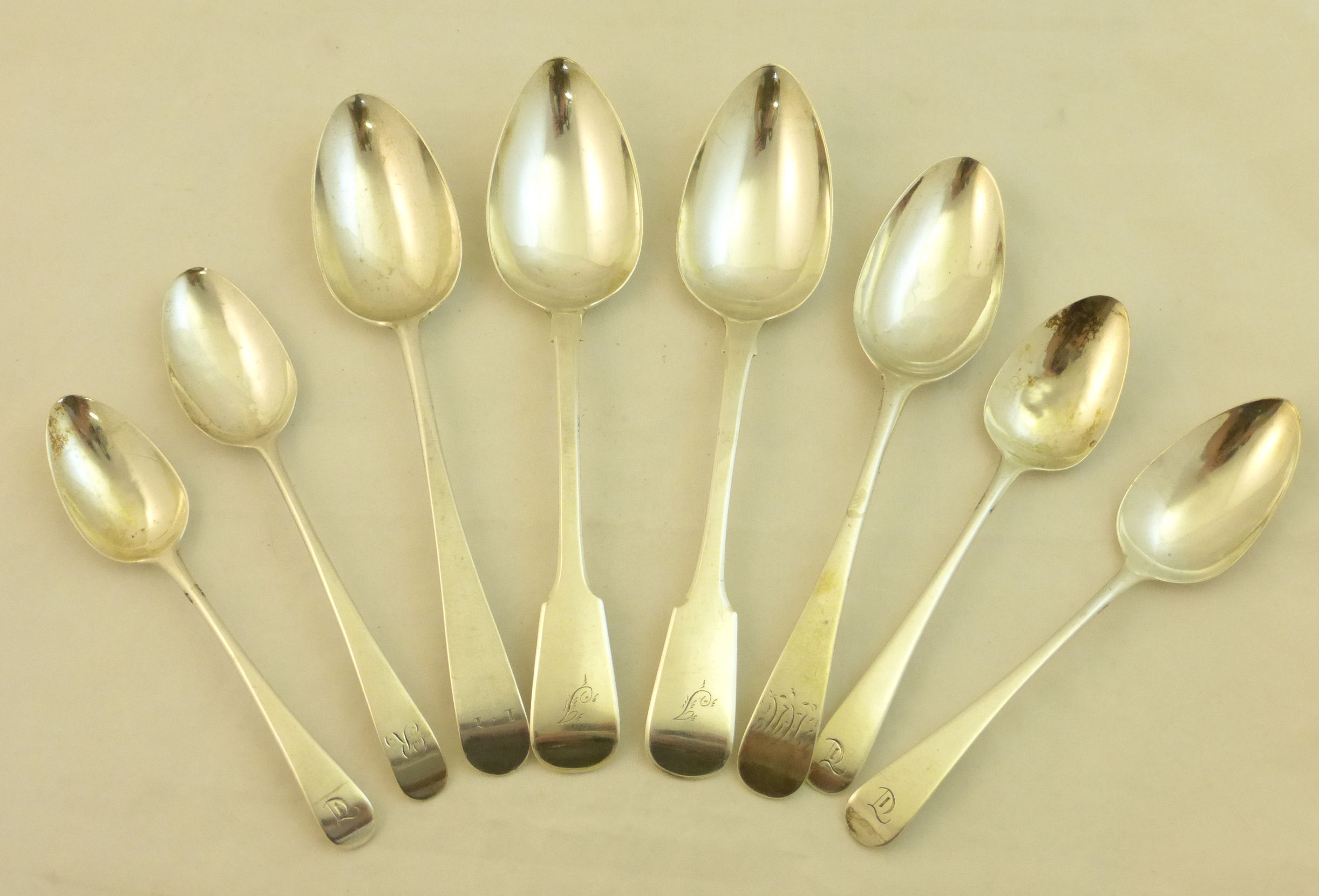 A pair of George IV silver fiddle pattern Tablespoons, London 1825, maker: Morris & Michael Emanuel,
