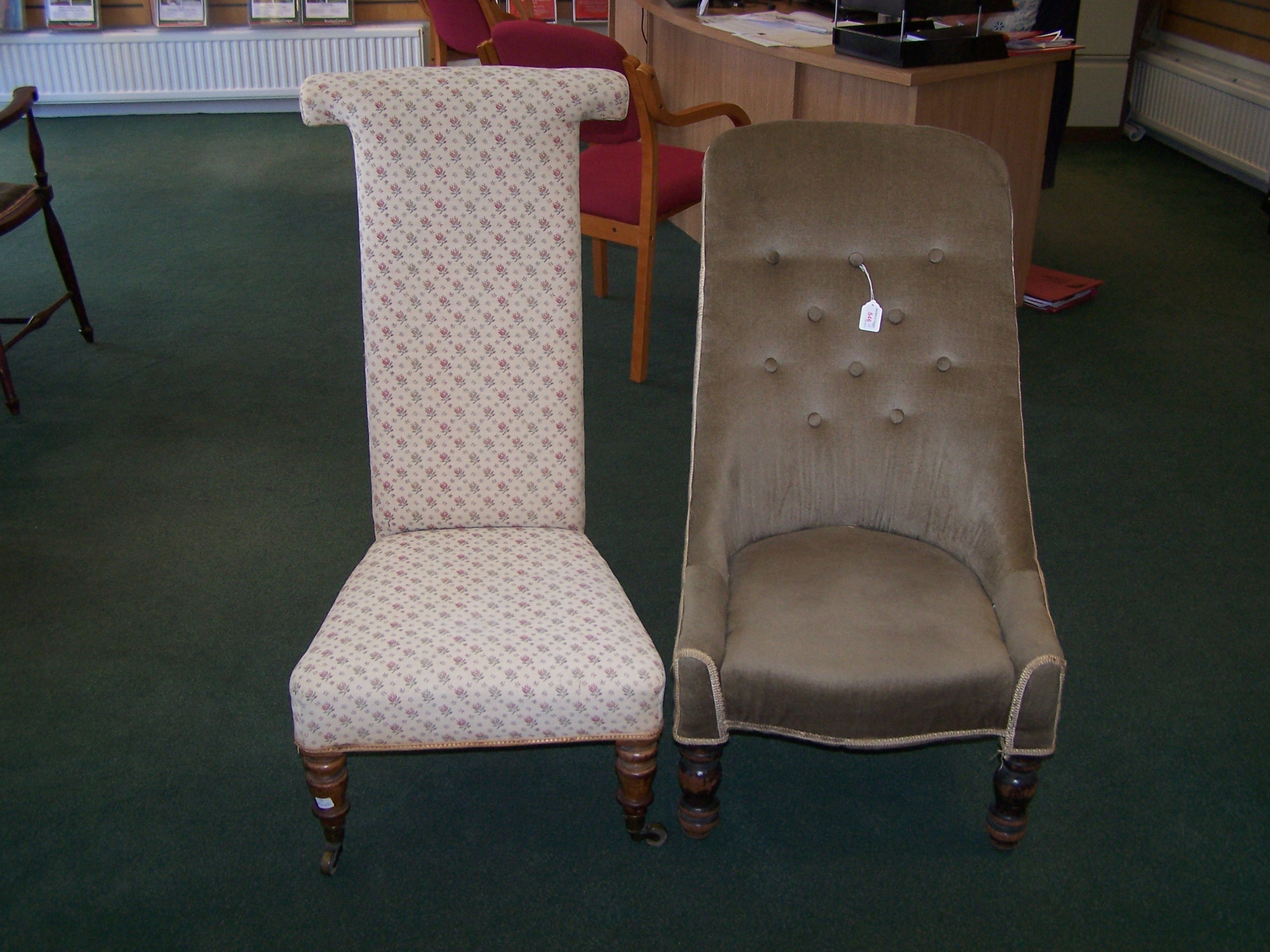 A Victorian Prie Dieu Chair with upholstered seat and back, on short turned supports, and one