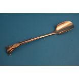 A silver stilton scoop, Sheffield 1916, maker's mark M and W.Weight 64 grams -2.0 oz