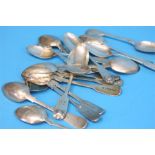 A set of five silver shell pattern teaspoons, Newcastle 1852, maker's mark John Walton; four