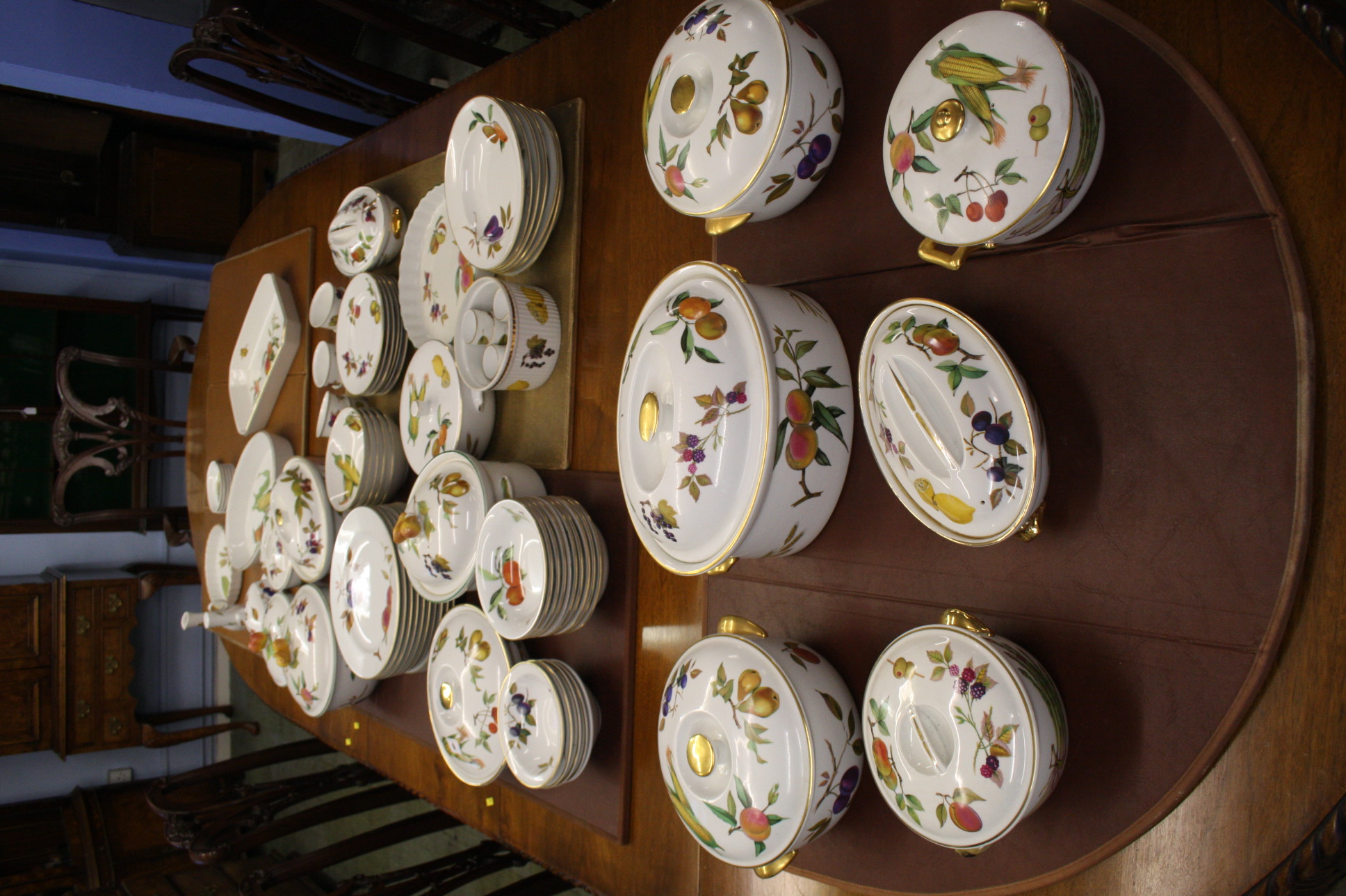 A large quantity of Royal Worcester 'Evesham Ware'. - Image 13 of 25