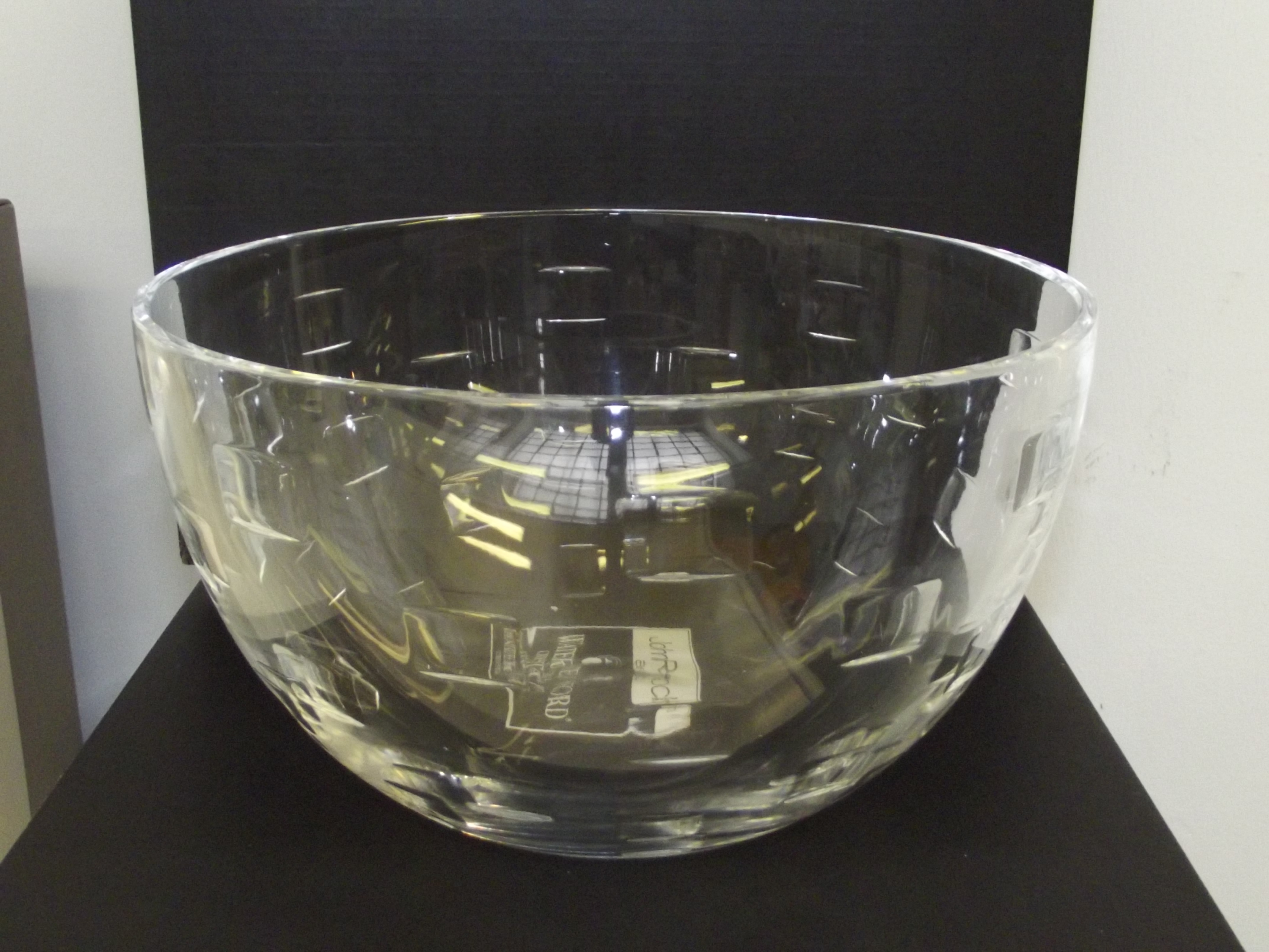 A Waterford crystal bowl by John Rocha 25cm diameter. With box