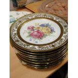 12 floral and gilt dinner plates : 'Old