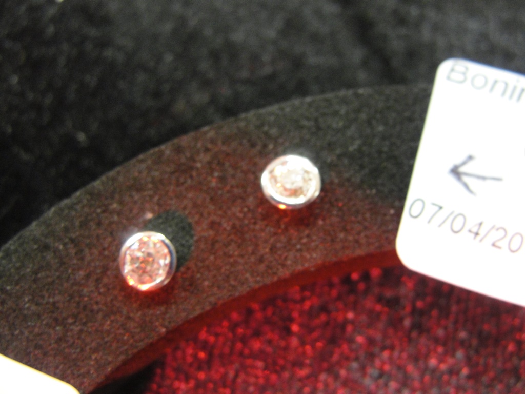 0.48 rub-over : ear studs: 9ct diamond