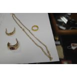 A box of gold jewellery to inc a 9ct, 18ct,