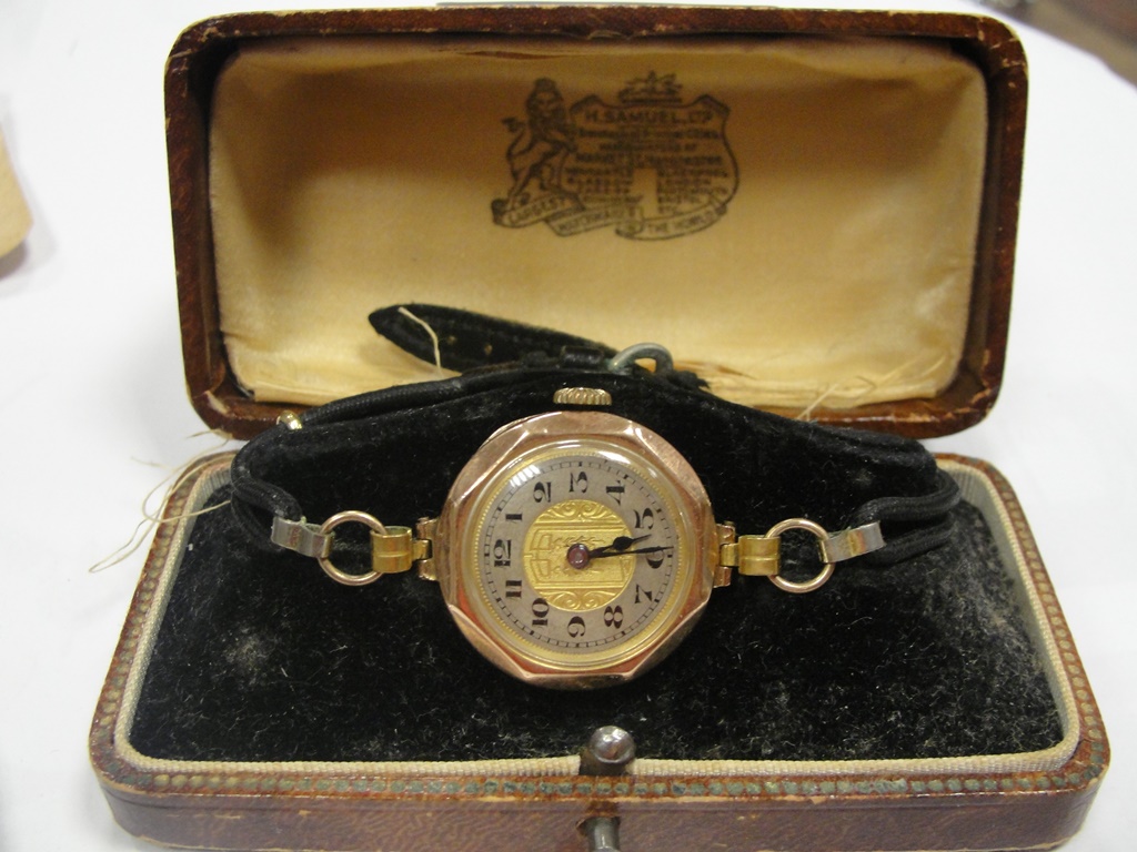A 9ct ladies Record wristwatch,