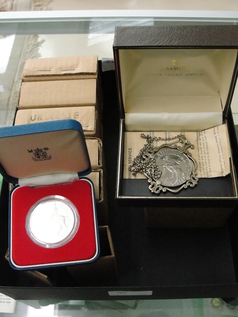 12 boxed proof silver crowns & silver chain & Pendant