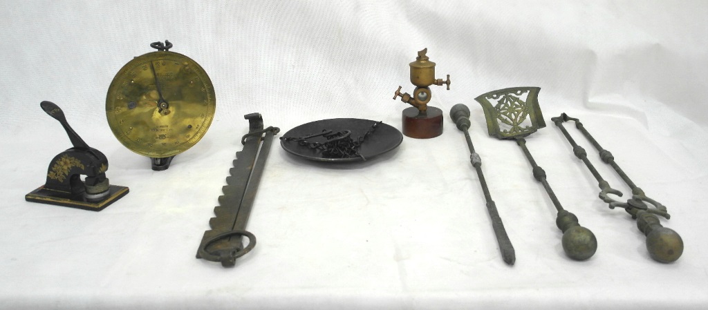 A set of Salters trade scales,