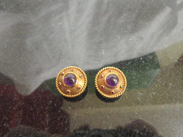 Gold Amethyst earrings