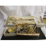 A quantity of dress jewellery to inc necklaces, brooches,