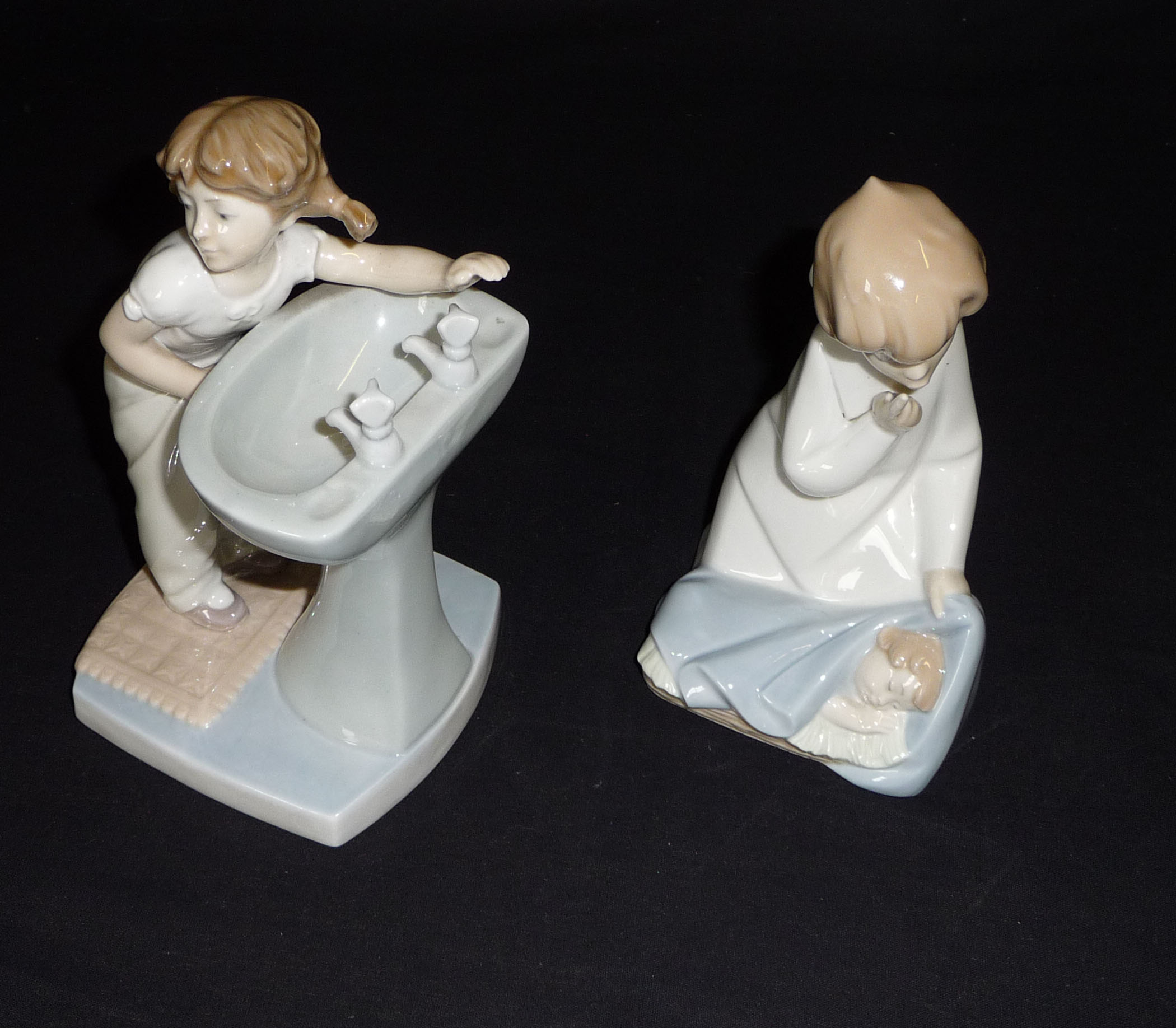 Two Lladro figure groups