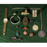 Assorted badges, buttons and medallions