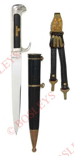 Italian MVSN Officer’s dagger. A good example with plain plated blade. The polished aluminium handle
