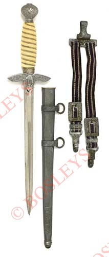 German Third Reich Luftwaffe Officer’s 2nd pattern dagger with straps by F.W. Höller, Solingen. A