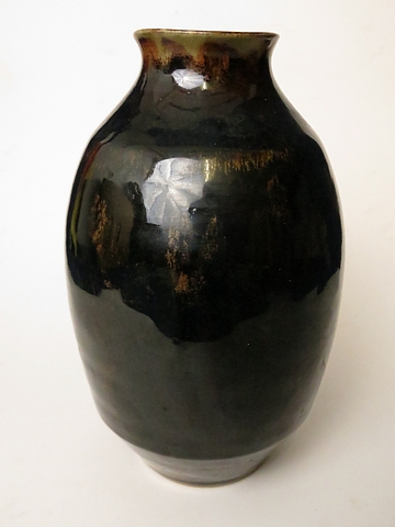 Chris Carter - a Temmoku glazed studio pottery vase, 10" high, impressed pottery mark to base, along