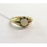 A Victorian 15ct yellow gold ring set with an opal