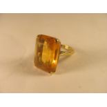 An 18ct yellow gold citrine solitaire ring