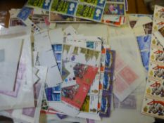 Several hundred pre - 1971 mint GB stamps, strong in KGV1 and including some less-common.