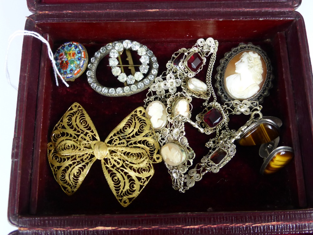 A collection of assorted costume jewellery including silver gilt butterfly brooch, filigree design