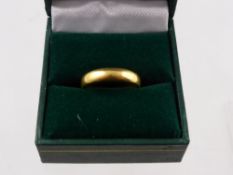 A Lady's 22ct Gold Birmingham hallmark Wedding Band, size L, est 6.6 gms