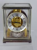 A Jaeger Le-Coultre Atmos Clock, nr 484929, 23.5 cms