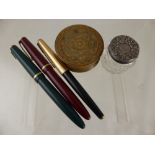 A collection of assorted items including three vintage Parker ink pens, 14k nibs to two pens