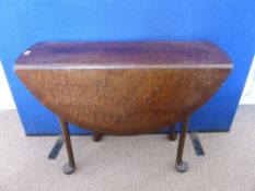 A Mahogany Gate Leg table, the table supported on pad feet, est. 95 x 104 x 69 cms