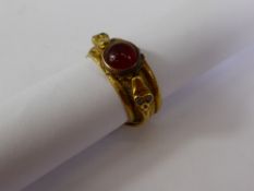 (Antiquity), Cornelian and Rose Cut Diamond high carat (20 / 24 ct) Snake Ring. The ring band made