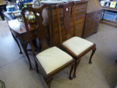 A Reproduction D-end loose leaf Mahogany Dining Table on turned column support with lion claw feet