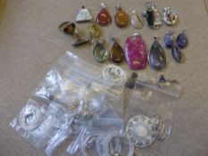 A Miscellaneous Collection of approximately 31 rings, brooches and badges.