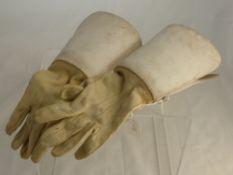 A Pair of Chamois Leather Dress Gauntlet Gloves, dated 1915.