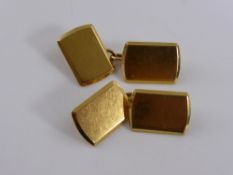 A Pair of Gentleman's 18ct Yellow Gold Cufflinks. Approx 8gms