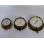 Three Pressure Gauges, BR-W, BR-M, SAR (South African Railways) together with a  BR-M railway lamp.