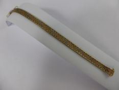 A Lady's 9 ct Tri-Gold Cocktail Bracelet, the mesh link bracelet formed with yellow, rose and