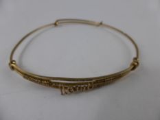 A 9 ct Gold Wire Bracelet, the bracelet with name 'Maria', approx 4.3 gms.