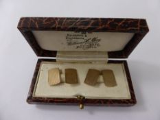 A Set of Gentleman's 9 ct Gold Cuff Links in original box, together with a pair of 9 ct Gold