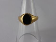 A Gentleman's 9ct Gold Hallmark Signet Ring, size U, approx 2.2 gms