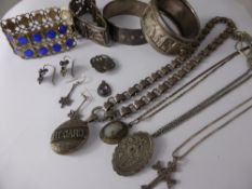 A Collection of Miscellaneous Vintage Lady's Silver Jewellery, including locket and chain, Celtic
