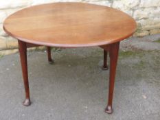 An Antique Oval Drop Leaf Mahogany Dining Table, with straight legs and pad feet, approx 126 x 123 x