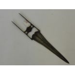 An Antique Indian Katar Push Dagger, the dagger having ribbed blade, approx 24 cms long.