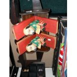 COLLECTORS SHELF /BOOKENDS/BOOKSLIDE