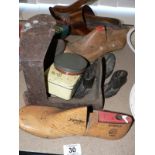 WOOD & METAL SHOE LASTS, COLLECTABLE TINS