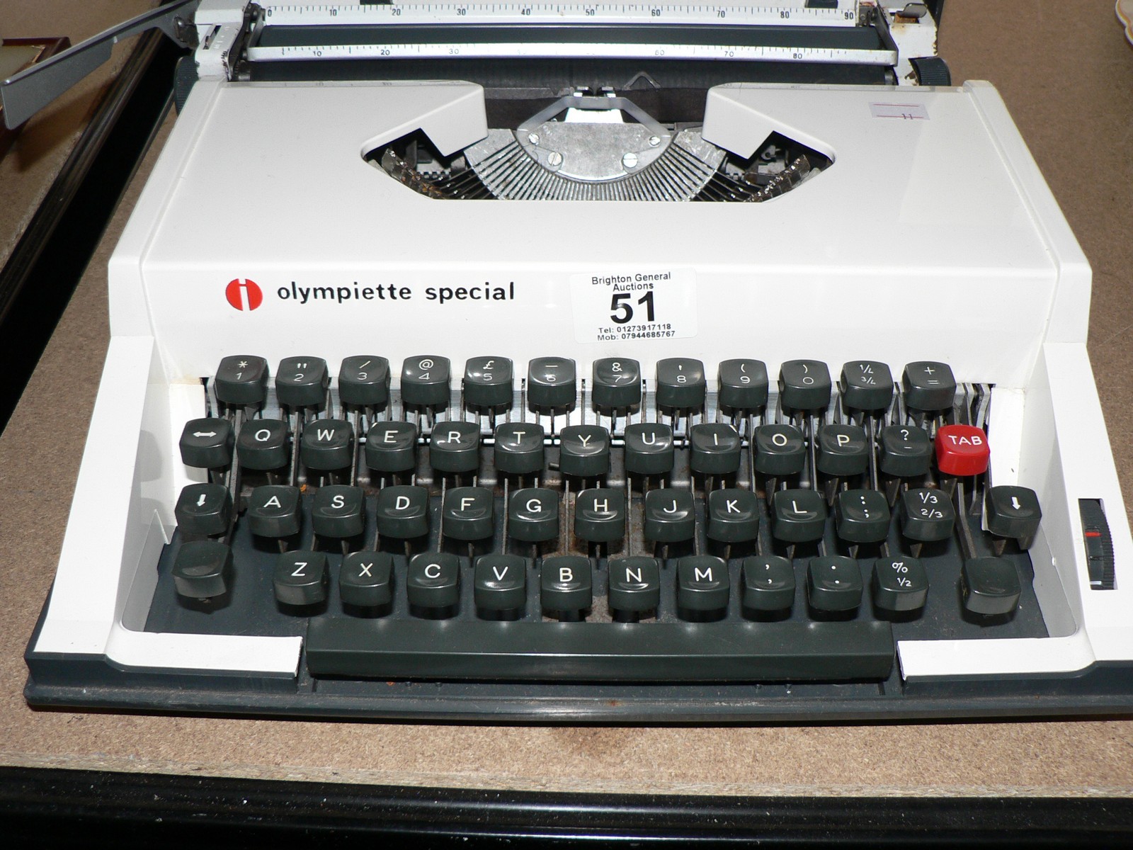 OLYPIETTE TYPEWRITER