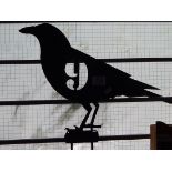 LARG METAL CROW