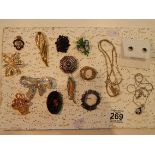 QUANTITY OF COSTUME JEWELLERY