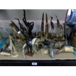 LARGE QUANTITY OF MIXED HORN ORNAMENTS INC HERONS AND VARIOUS BIRDS