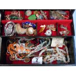 JEWELLERY BOX AND CONTENTS INC SILVER