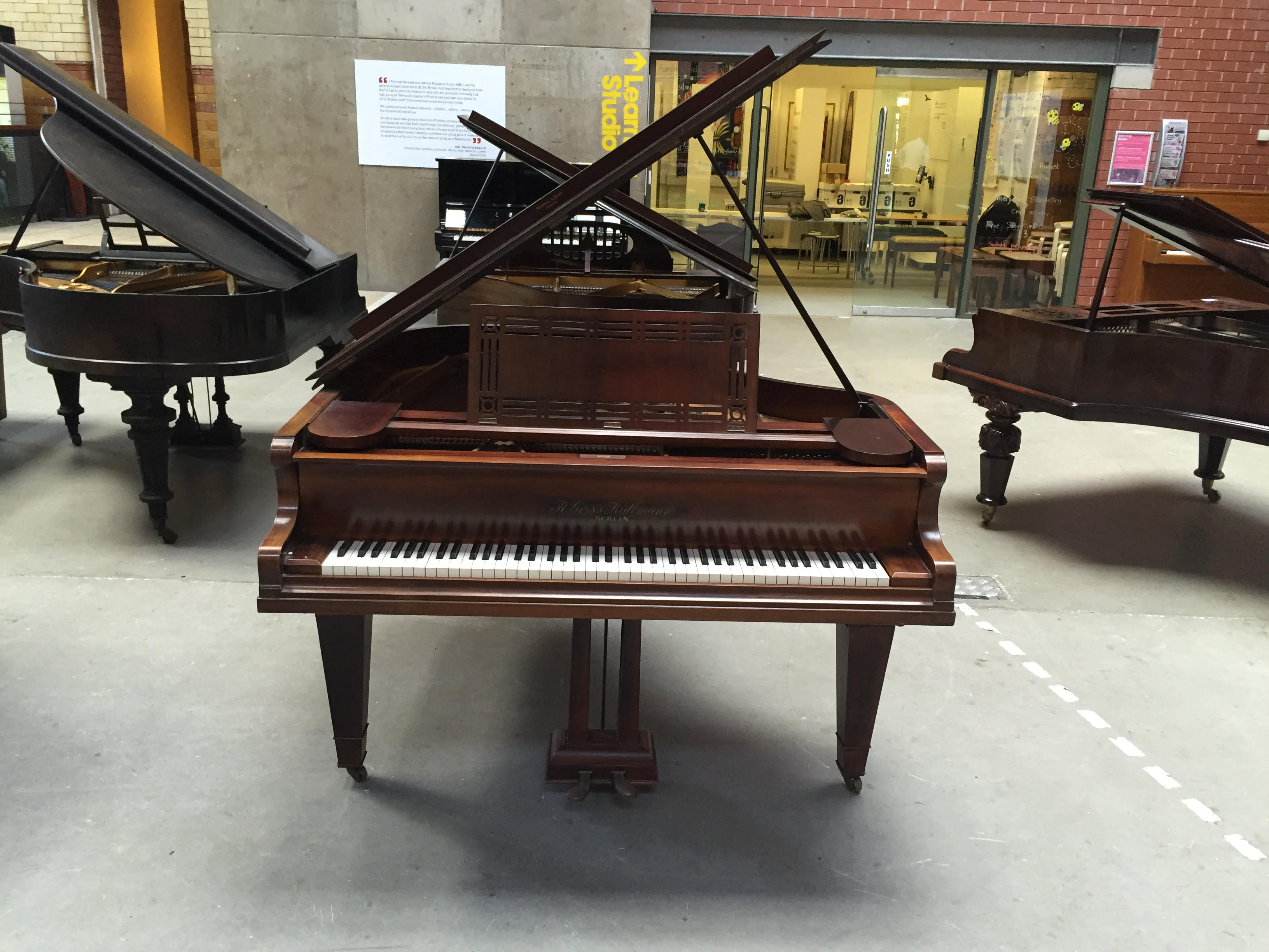 Gors & Kallmann C.1909 A 5ft 6 grand piano in a polished mahogany case raised on square tapered - Image 8 of 10