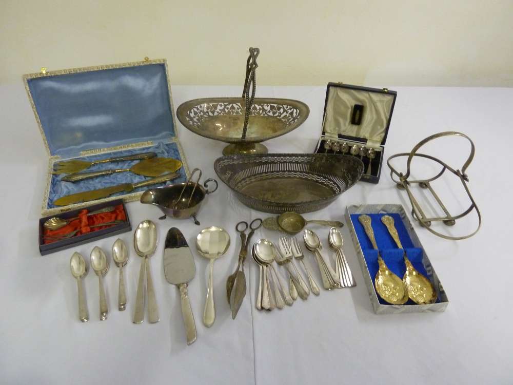 A quantity of silver plate to include Mappin and Webb flatware, fruit dishes and servers