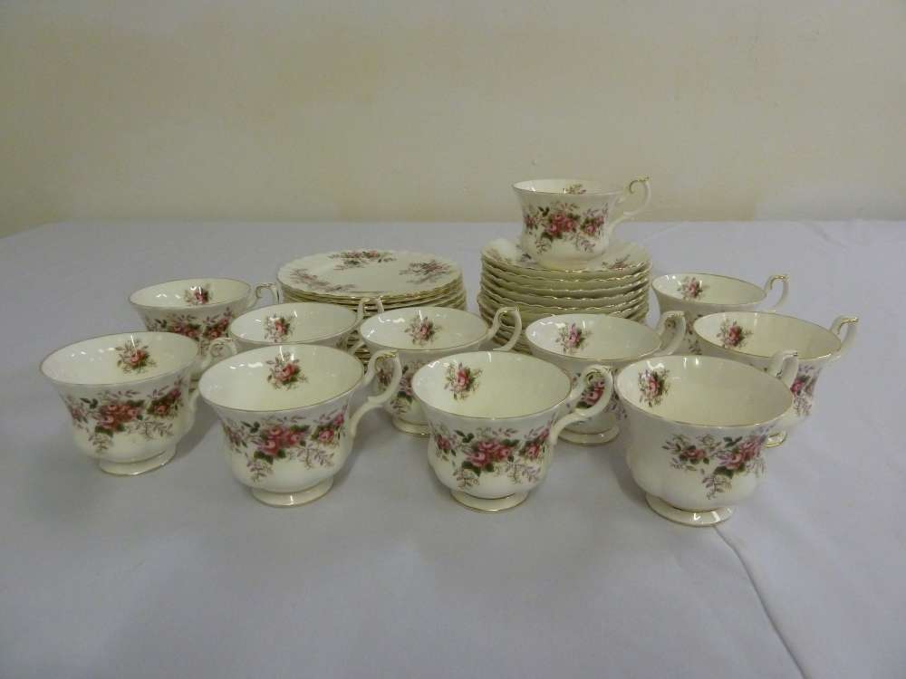 Royal Albert Lavender Rose part tea service to include sandwich plates, cup and saucers (34)